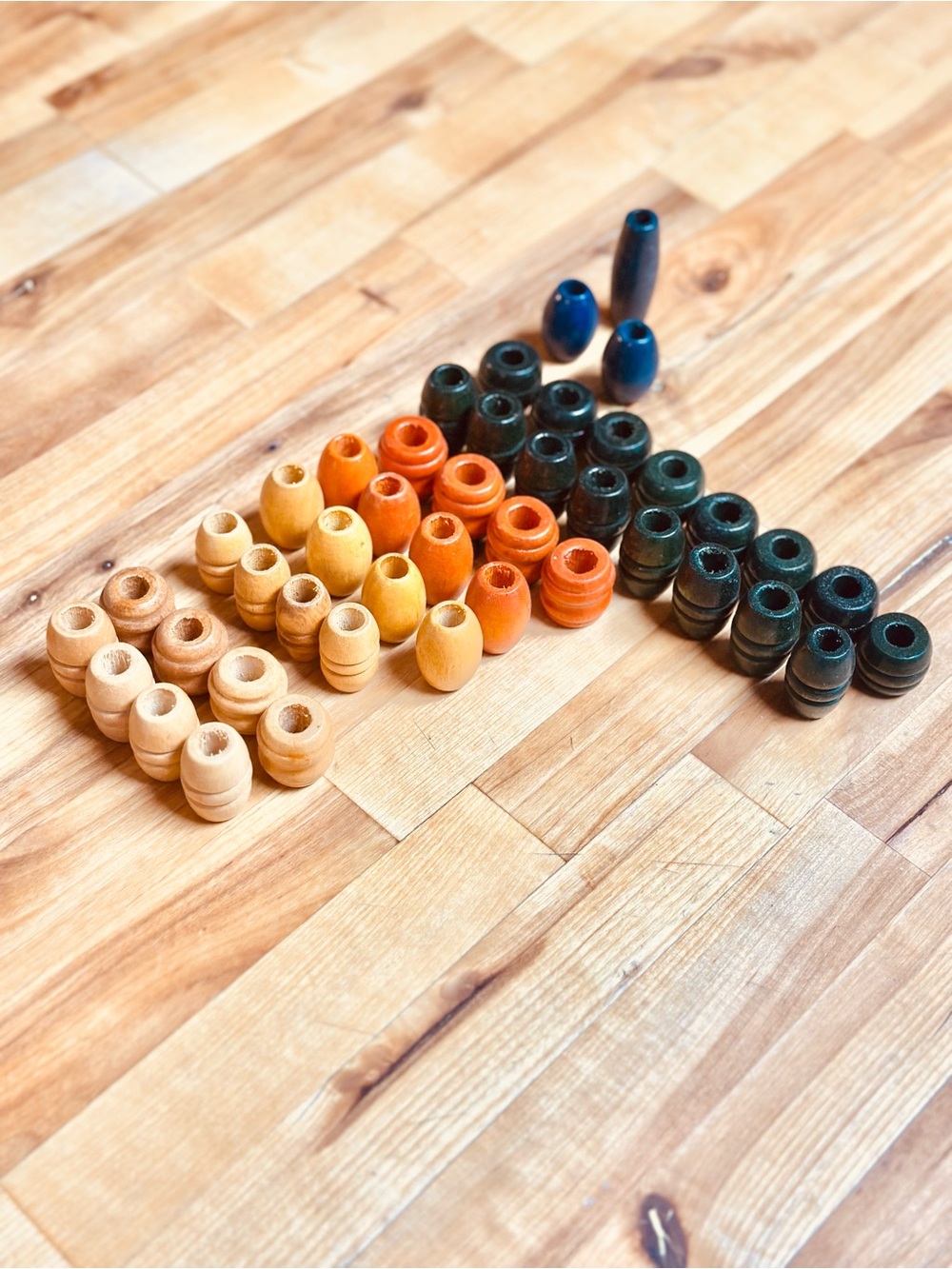 VINTAGE WOODEN MACRAME / CRAFT BEADS - VARIOUS STYLES & COLORS. LOT OF 43